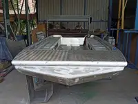 Barcos de trabalho à venda