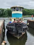 Rebocador à venda