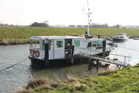 Navio de passageiros à venda