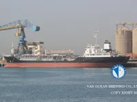 Navio-tanque de óleo/produtos químicos à venda