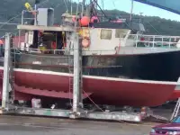 Navio de pesca de linha de mão à venda