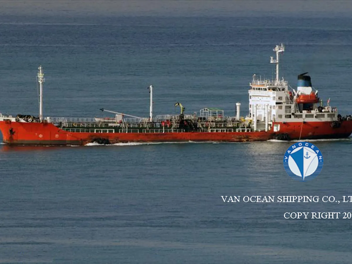 Navio-tanque de óleo/produtos químicos à venda