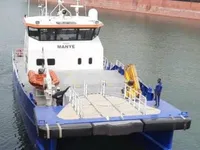 Barco de tripulação à venda