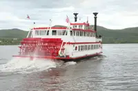 Navio de passageiros à venda