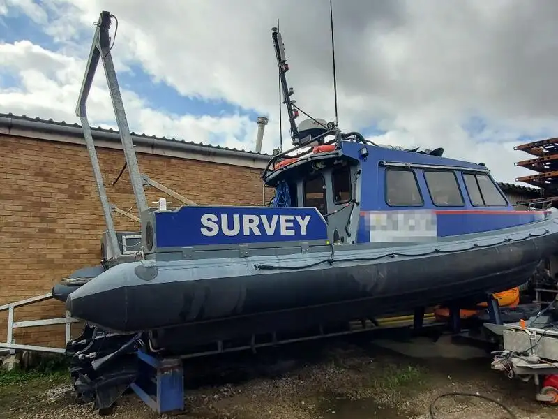 Navio de pesquisa à venda
