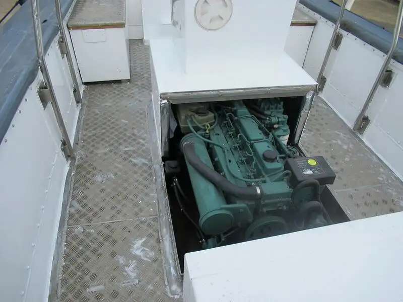 Bote inflável rígido à venda