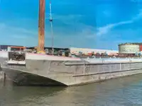 Rebocador à venda