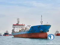 Navio-tanque de óleo/produtos químicos à venda