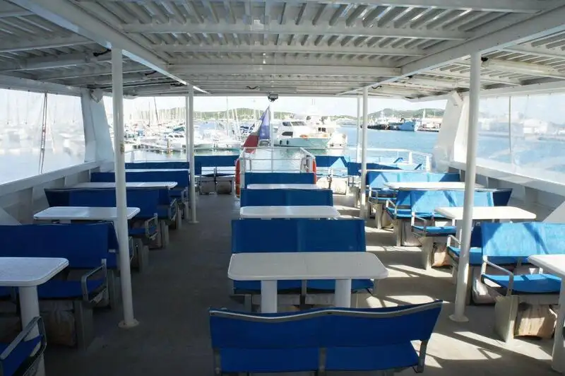 Navio de transporte de passageiros (Ferry) à venda