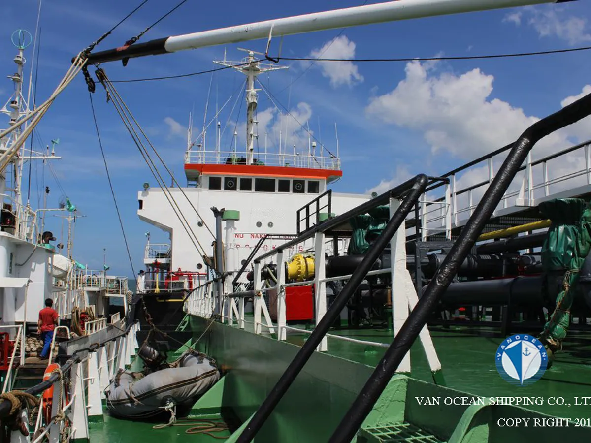 Navio-tanque de óleo/produtos químicos à venda