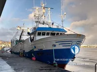 Navio de pesca de arrasto à venda