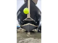 Navio de pesquisa à venda