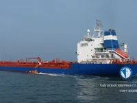 Navio-tanque de óleo/produtos químicos à venda