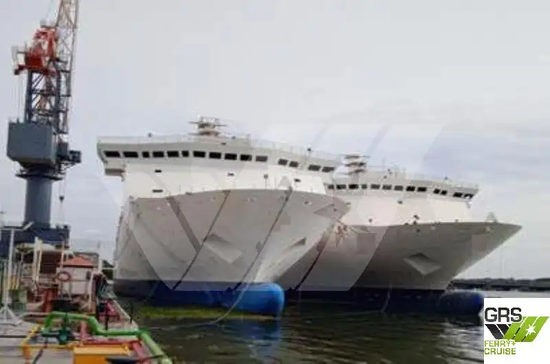 Navio frigorífico à venda