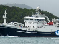Navio de pesca de arrasto à venda