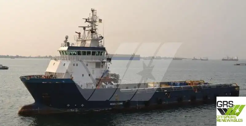 Navio de abastecimento à venda