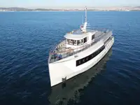 Rebocador à venda