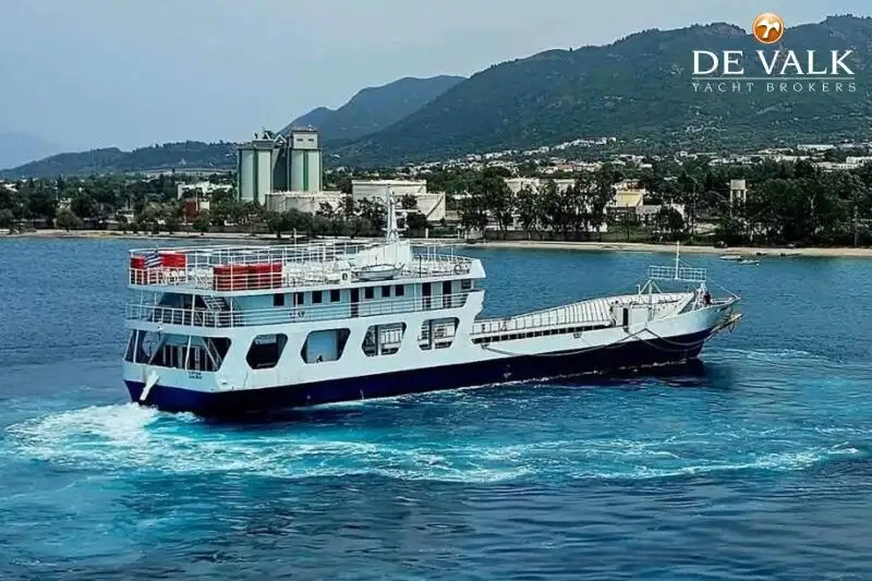 Navio de transporte de passageiros (Ferry) à venda