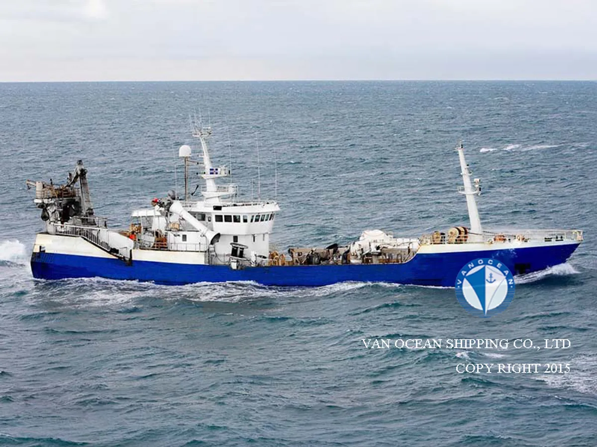 Navio de pesca de arrasto à venda