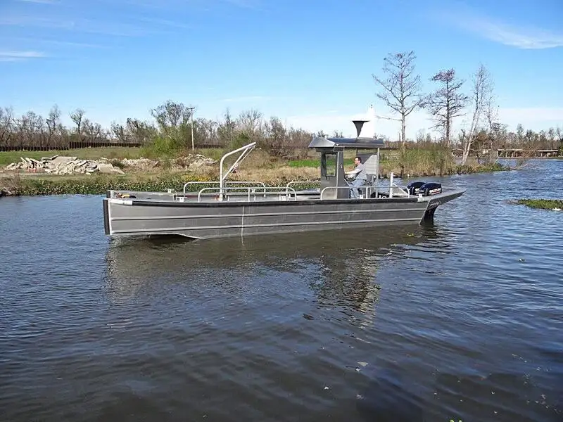 Balsa de desembarque, tanque à venda