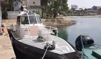 Barco de tripulação à venda