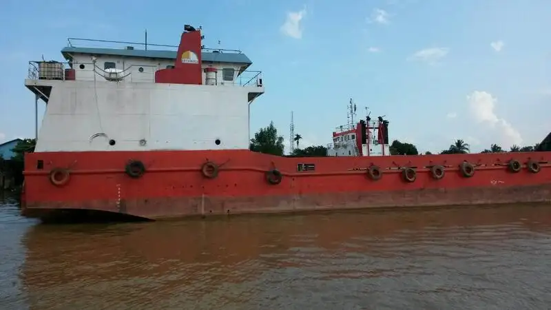 Balsa de desembarque, tanque à venda