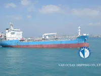 Navio-tanque de óleo/produtos químicos à venda