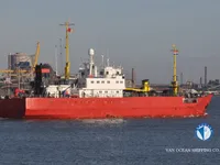 Navio frigorífico à venda