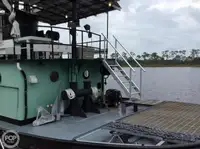 Rebocador à venda