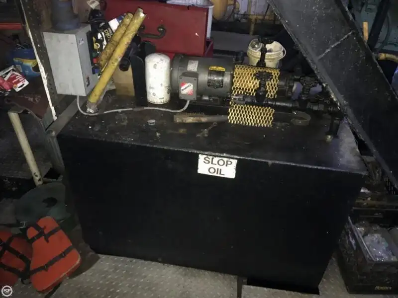 Rebocador à venda