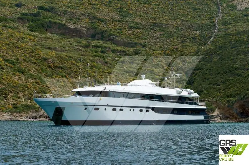 Navio de cruzeiro à venda