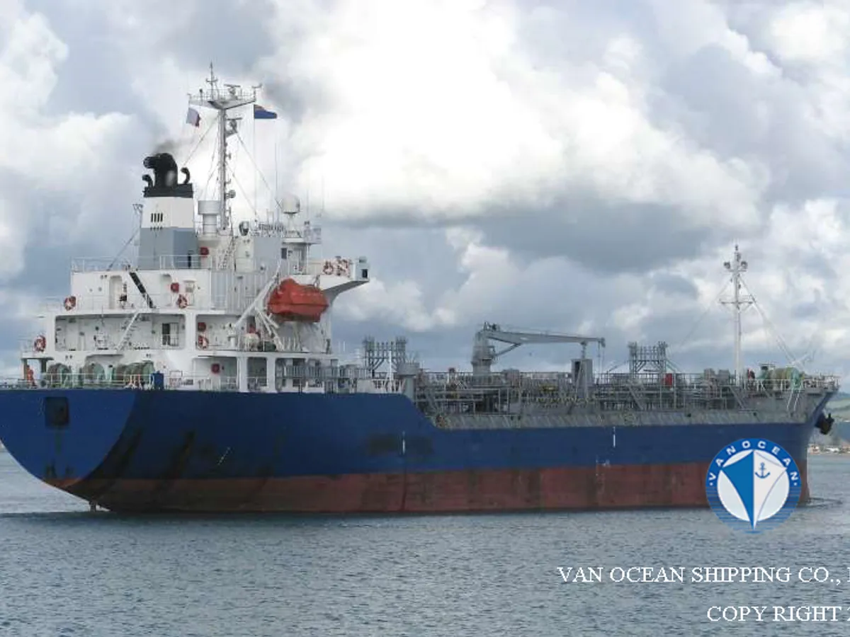 Navio-tanque de óleo/produtos químicos à venda