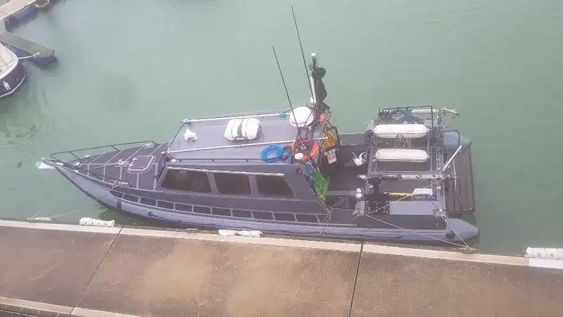 Navio de pesquisa à venda