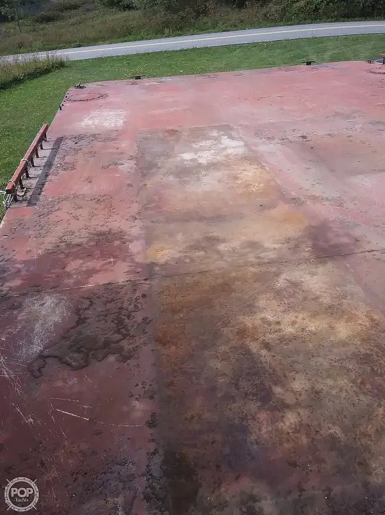 Barcaça à venda