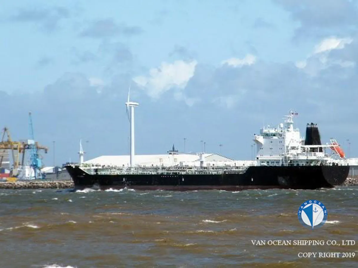 Navio-tanque de óleo/produtos químicos à venda