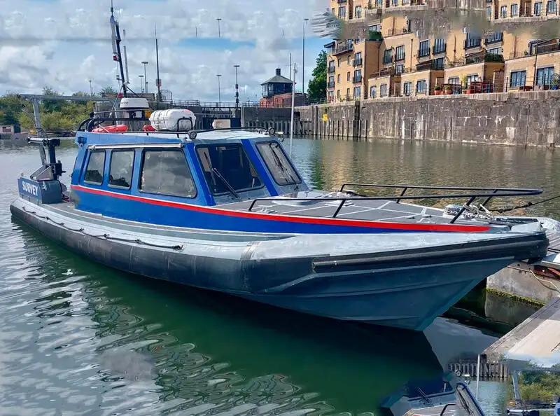 Navio de pesquisa à venda