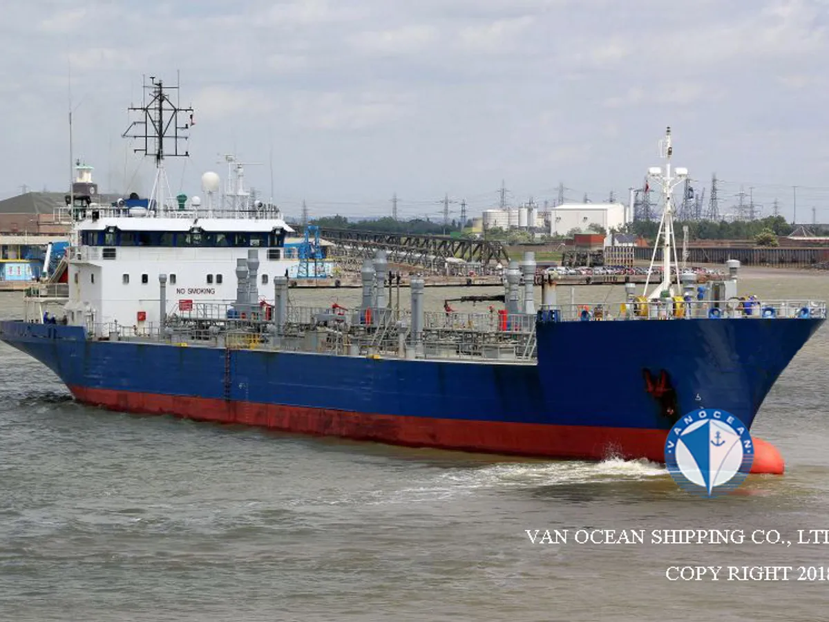 Navio-tanque de óleo/produtos químicos à venda