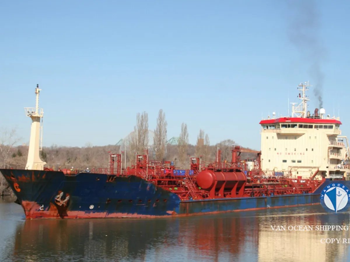 Navio-tanque de óleo/produtos químicos à venda