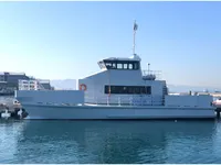 Barco de tripulação à venda
