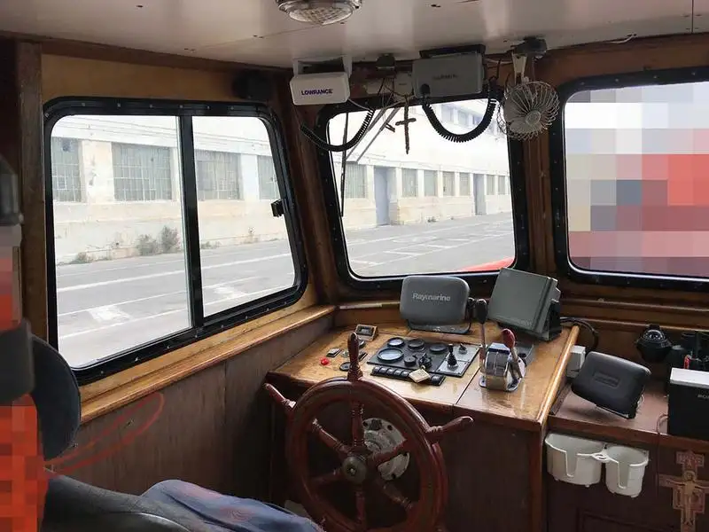 Barcos de trabalho à venda