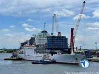 Navio frigorífico à venda