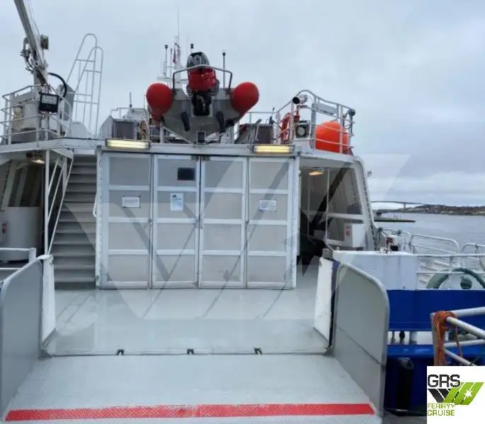 Navio de cruzeiro à venda