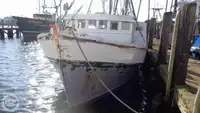 Navio de pesca de arrasto à venda