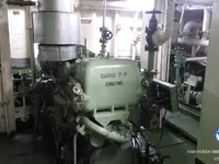 Navio-tanque de óleo/produtos químicos à venda