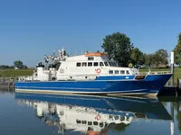 Navio de patrulha à venda