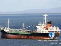 Navio-tanque de óleo/produtos químicos à venda