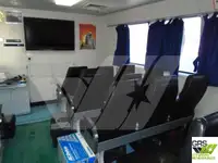 Barco de tripulação à venda