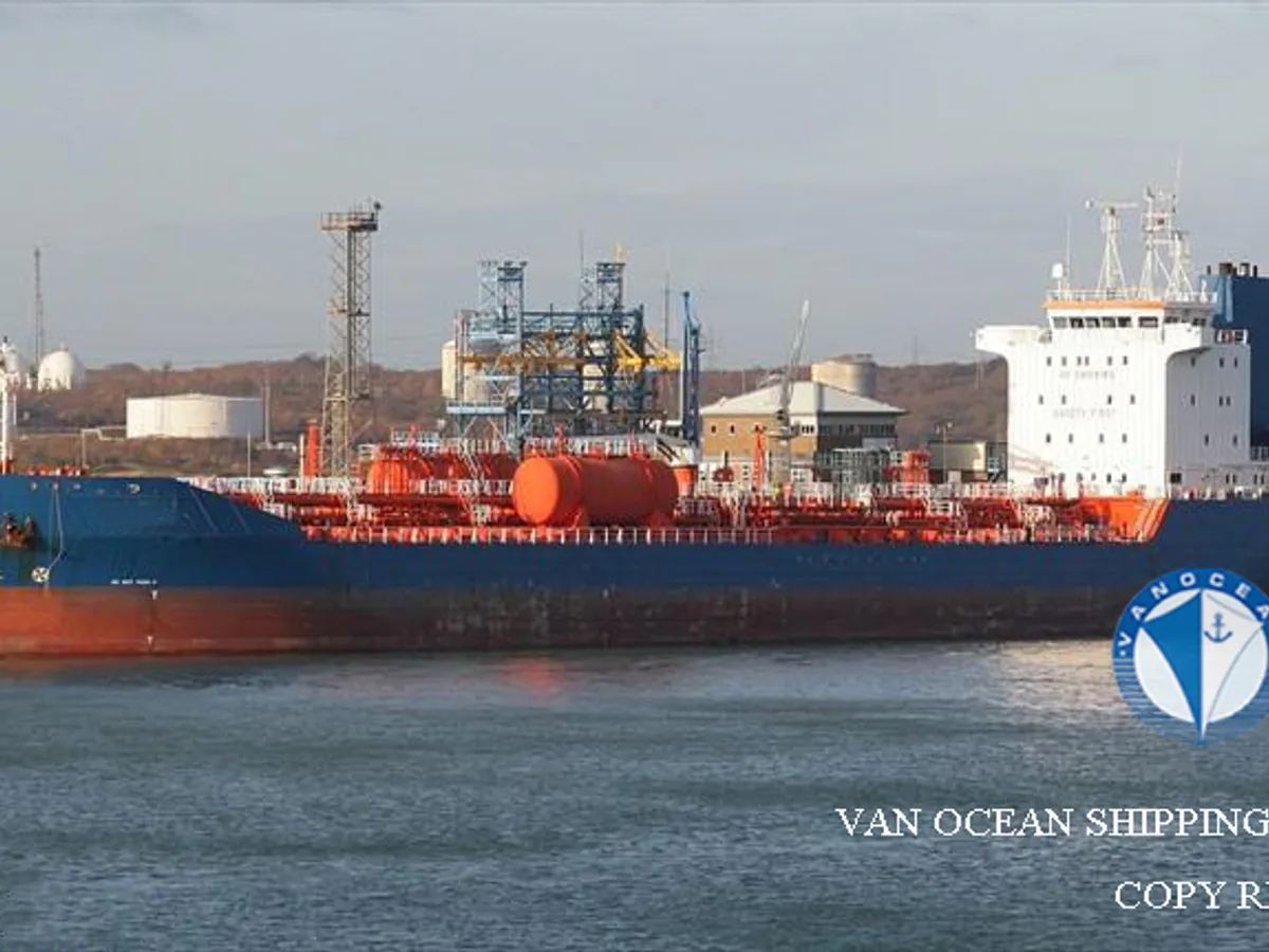 Navio-tanque de óleo/produtos químicos à venda
