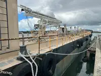 Navio-tanque de óleo/produtos químicos à venda