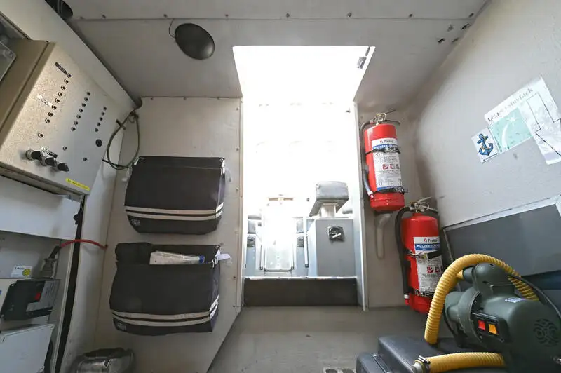 Bote inflável rígido à venda